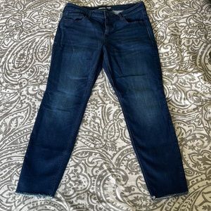 Old Navy Rockstar Super Skinny size 12
